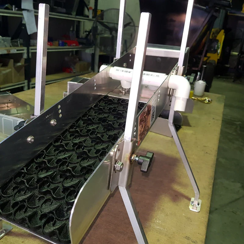 Mini Cleanup Gold Sluice 6 inch wide - Image 4